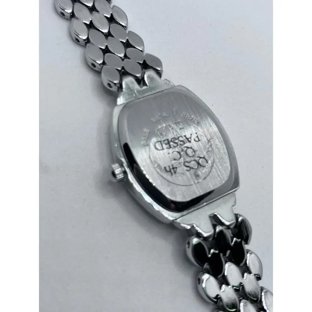 Gruen II Women's Silver Tone Watch Black Gray Analog‎ *new battery*